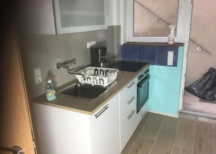 Volksdorf 2 Zimmer, 3 Betten, Souterrain