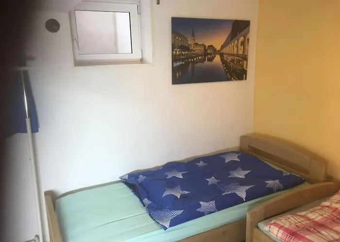 Appartement Volksdorf 2 Zimmer, 3 Betten, Souterrain *