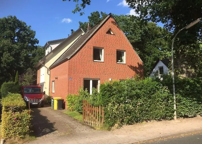 Volksdorf 2 Zimmer, 3 Betten, Souterrain *