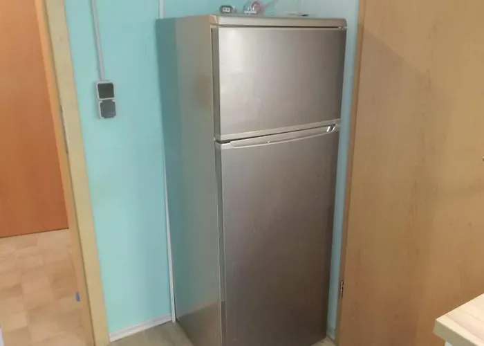 Volksdorf 2 Zimmer, 3 Betten, Souterrain